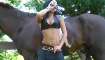 Pornô com um cavalo em miniatura Katya